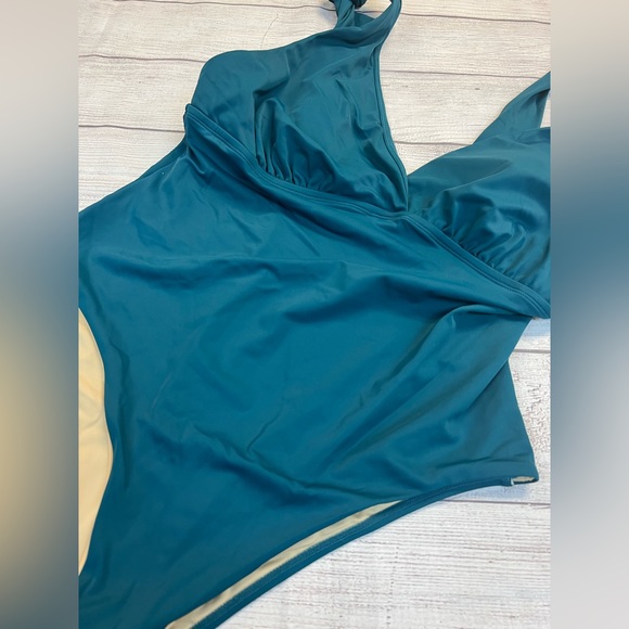 Swimsuits For All Teal Tie Shoulder One Piece Swimsuit Size 18 - Picture 3 of 9
